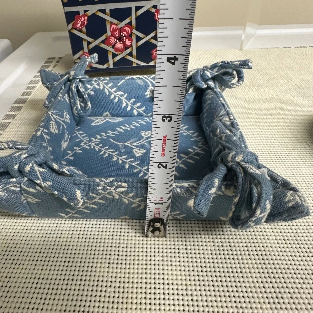 Pierre Deux Blue White Quilted 100% Coton Coasters 6 pc with Tray Vintage — Rare
